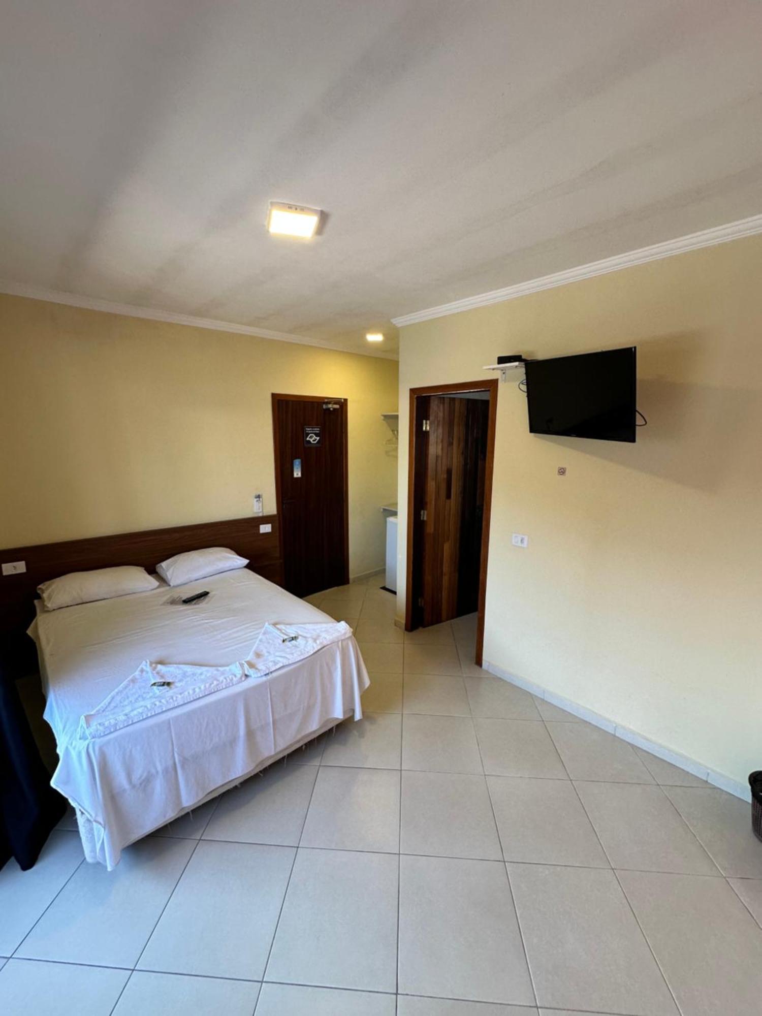 Pousada Werneck Residence Suites Ubatuba Extérieur photo